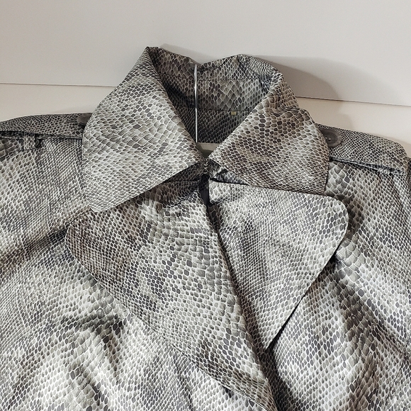 Vtg Snake Print Y2K 80's Trench Coat Rain Double Breast Mod Animal Spy Grunge  S - Picture 8 of 17